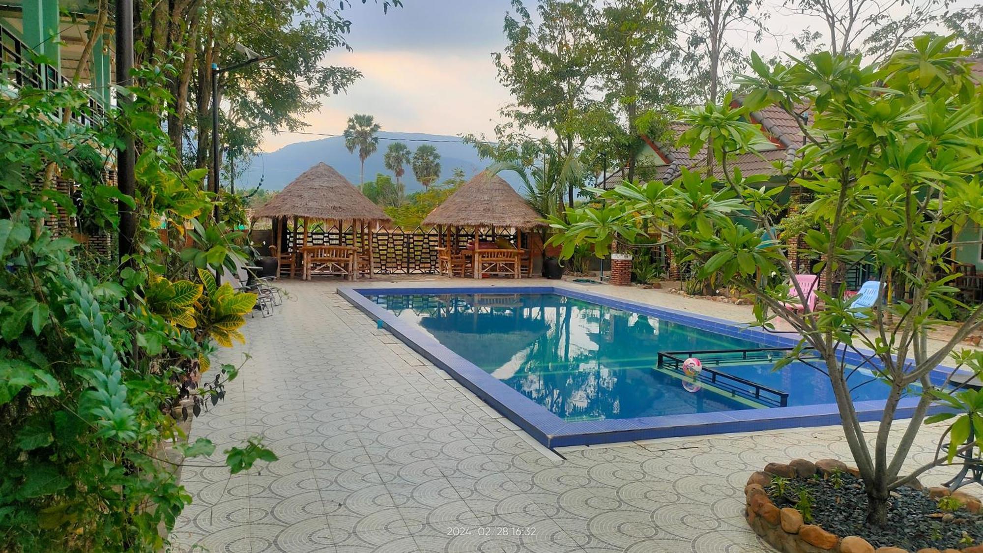 Mabuhay Guesthouse Kampot Extérieur photo