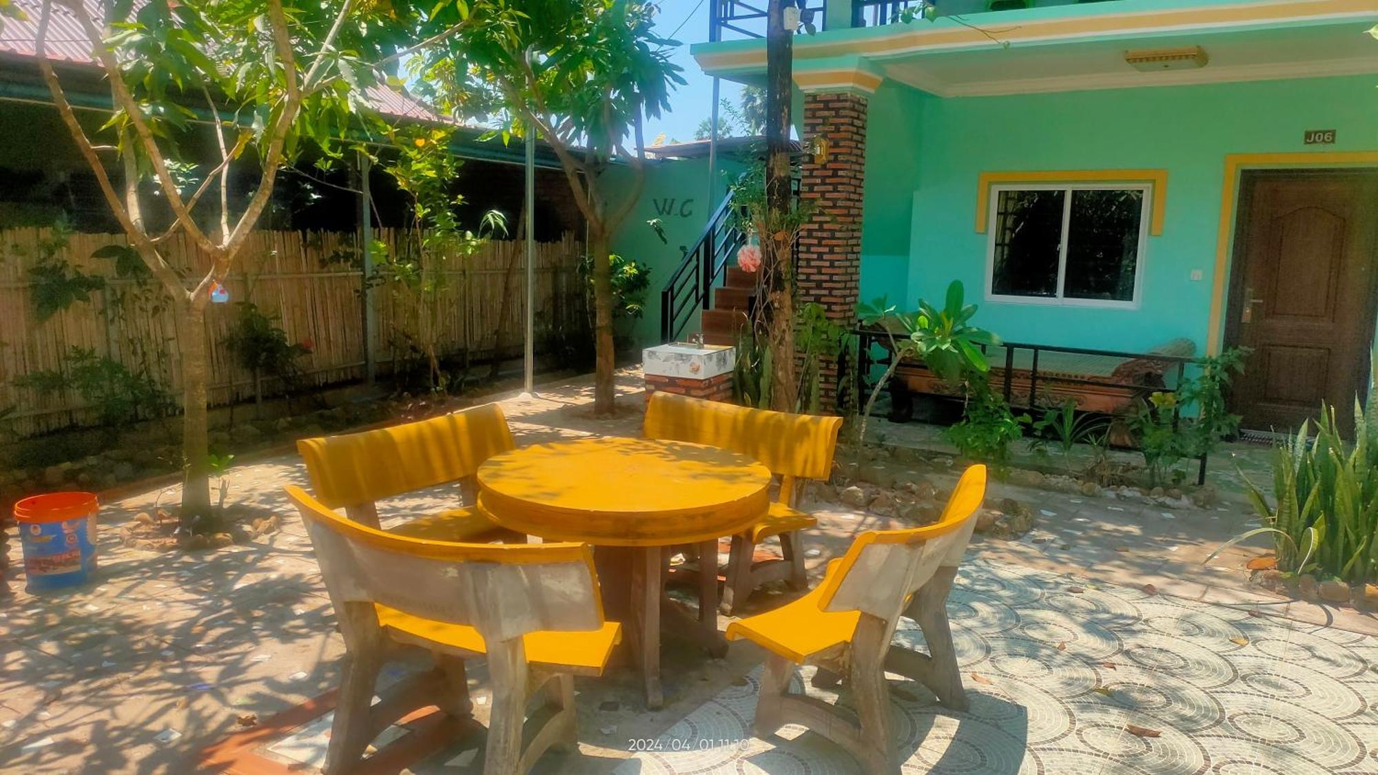 Mabuhay Guesthouse Kampot Extérieur photo